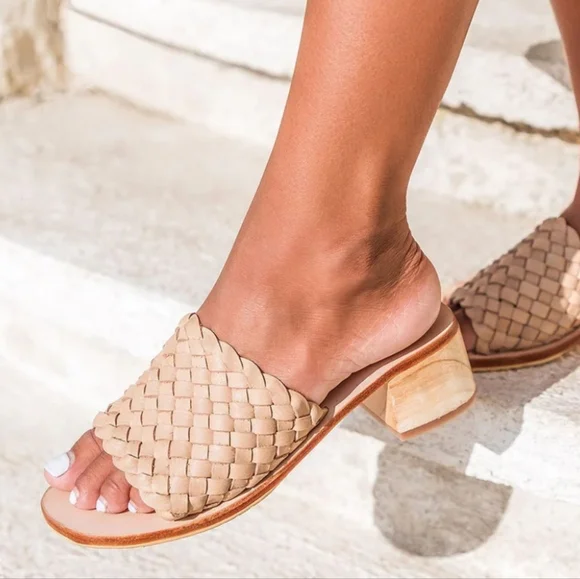 Liberté Santorini Woven Leather Slides Sandals EUC! - Picture 3 of 9